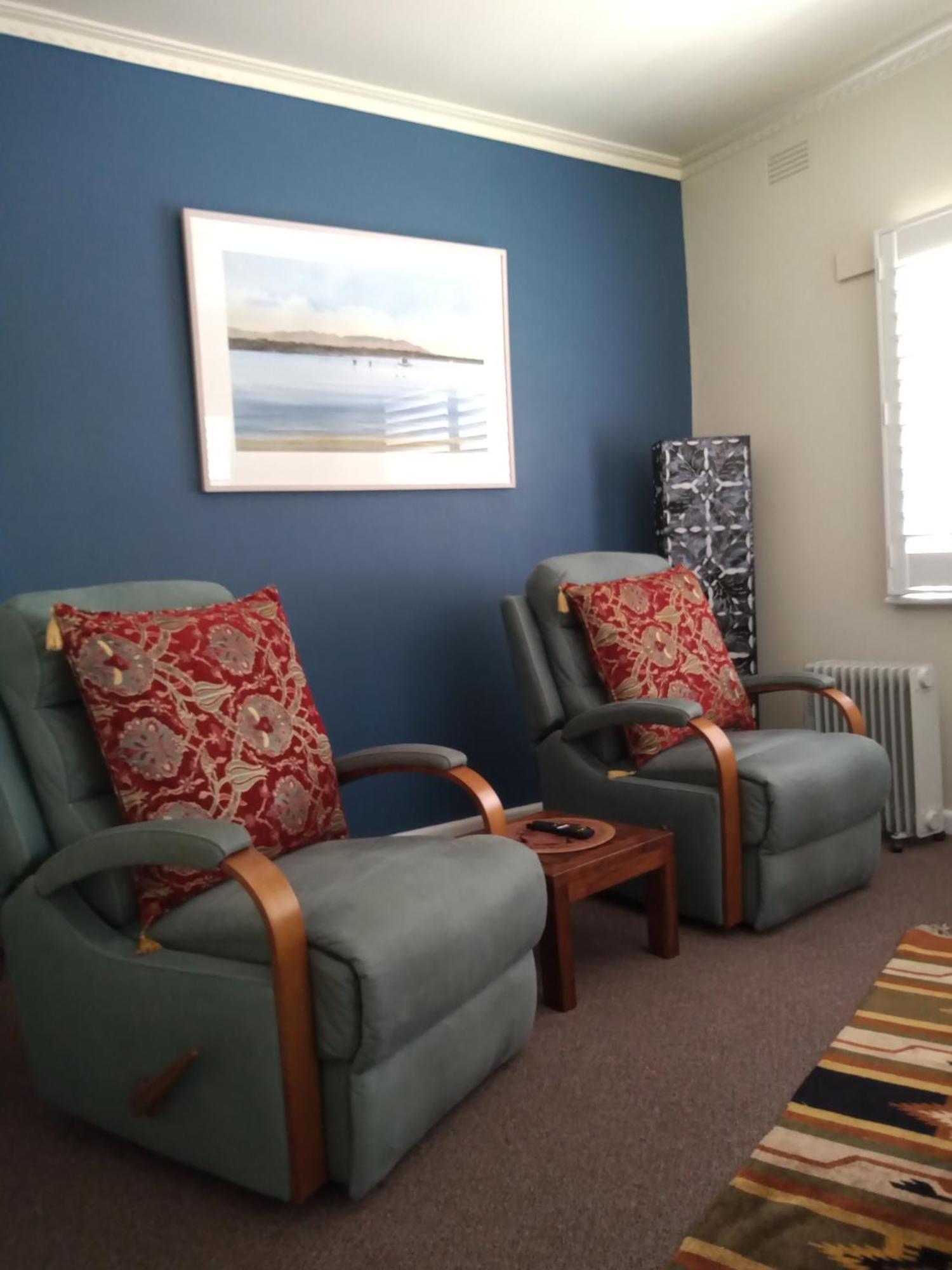 Lakes Entrance Waterfront Cottages With King Beds Экстерьер фото